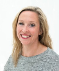 Headshot of Rachel Bray
